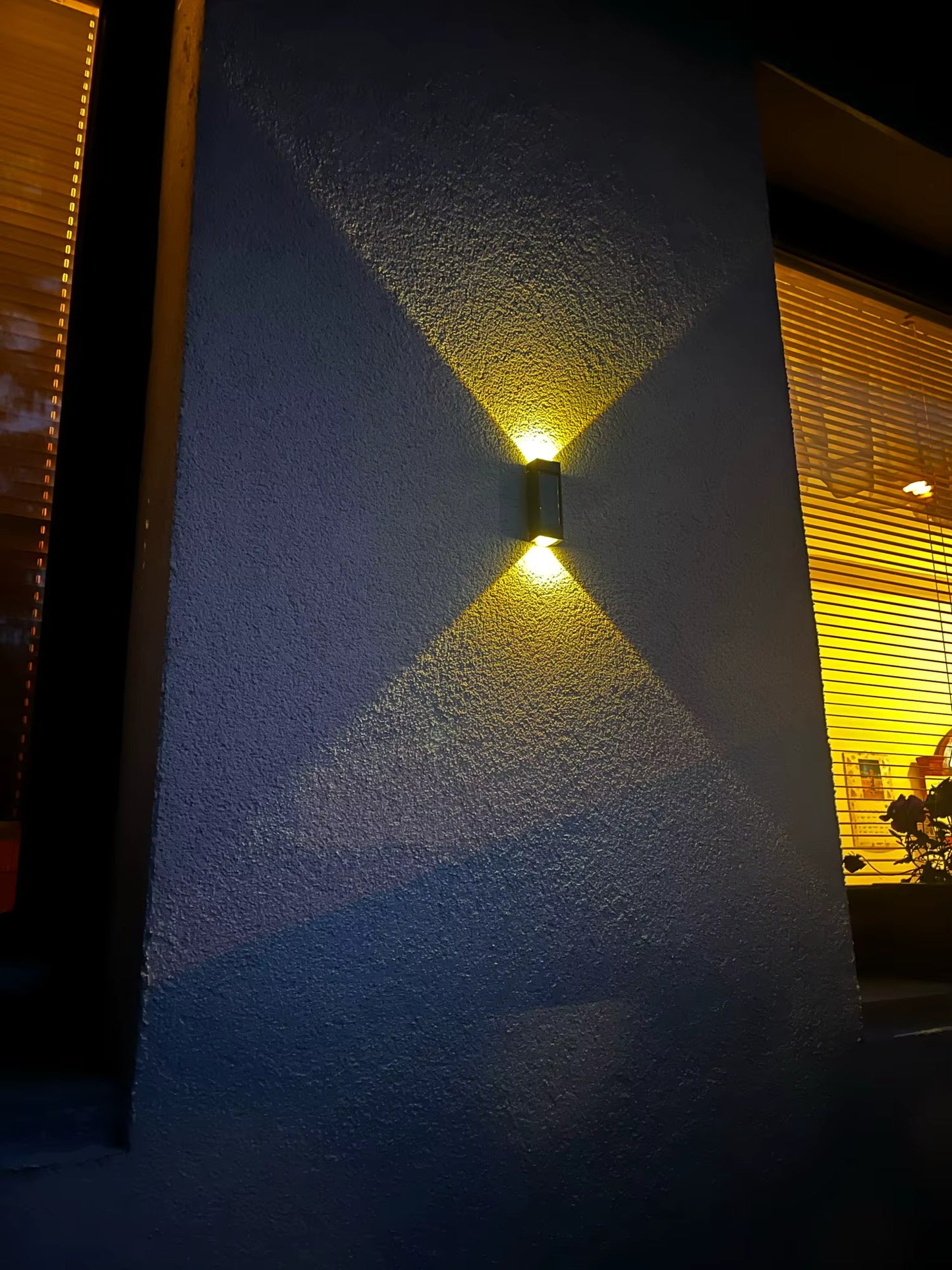 Dekorativne Solarne Zidne Lampe 4 Komada